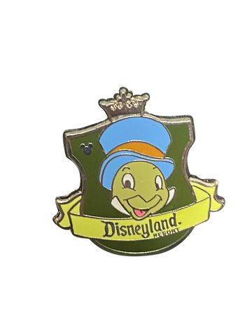 4427 JIMINY CRICKET ON SHIELD 22 5 088757
