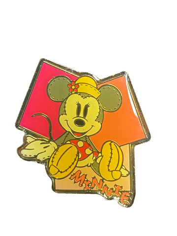 4522 MINNIE SITTING TOKYO 25 2 003468