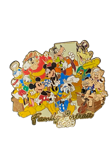 FAMILY PORTRAIT DISNEY AUCTIONS LE 100 26 3 024374