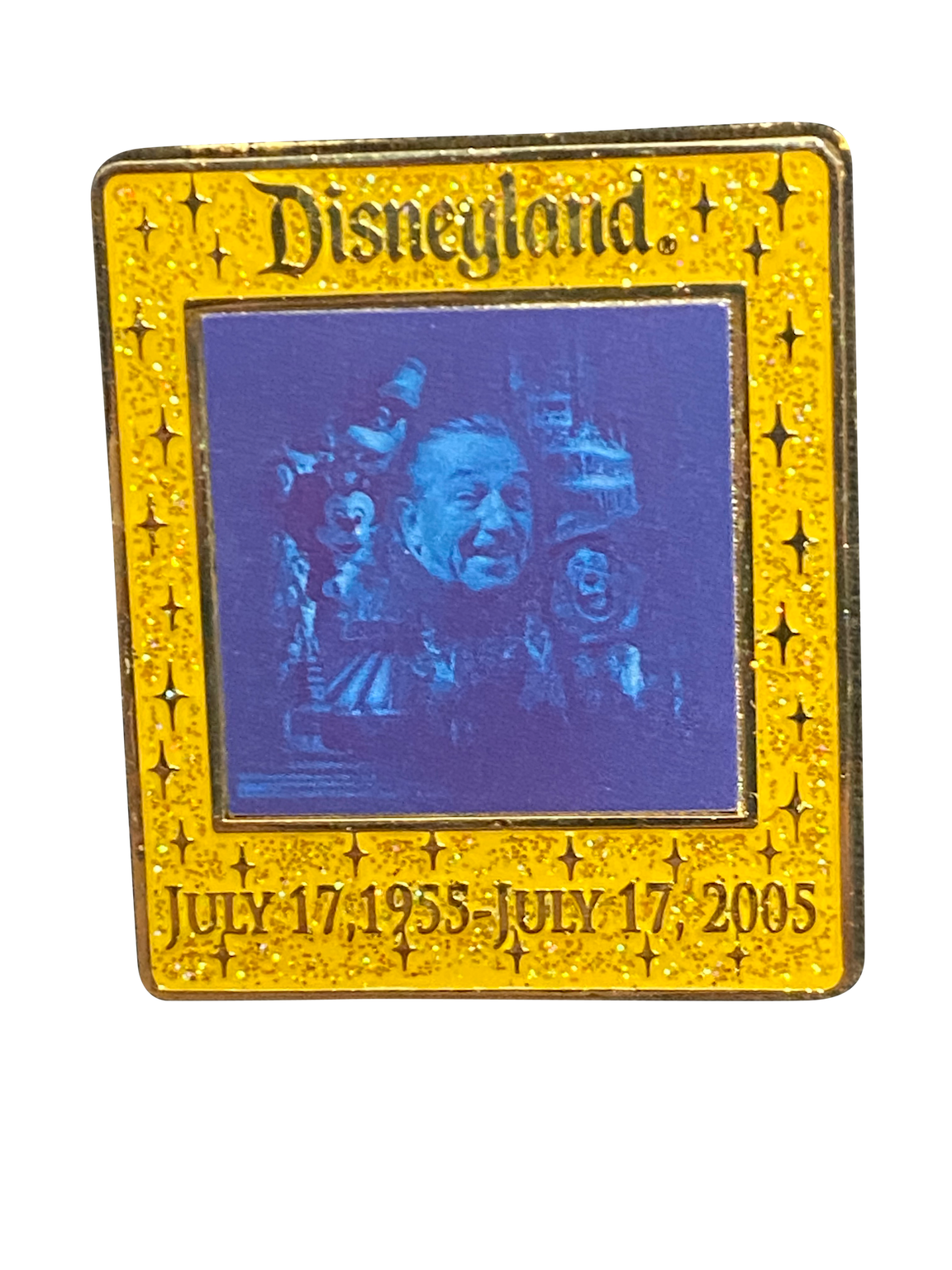 CELEBRATING 50 YEARS OF MAGICAL MEMORIES WALT 28 2 039982