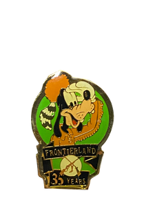 GOOFY DISNEYLAND 35TH FRONTIERLAND 28 7 001793