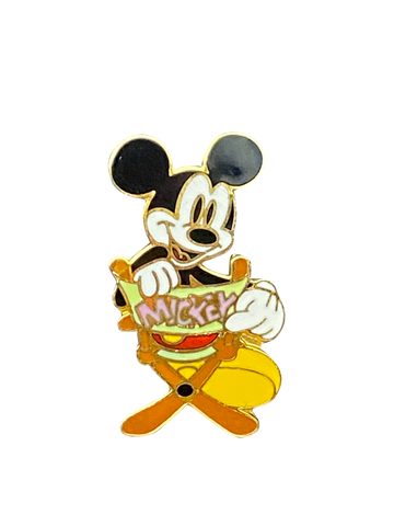 MICKEY IN STUDIO CHAIR 1674 | BAG THREE
