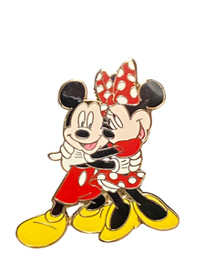 MICKEY AND MINNIE HUGGING 045835 | BAG THREE