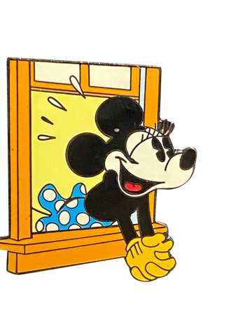 MINNIE IN WINDOW | BAG THREE
