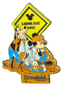 1096 DISNEYLAND LABOR DAY 2005   041146| BAG 6