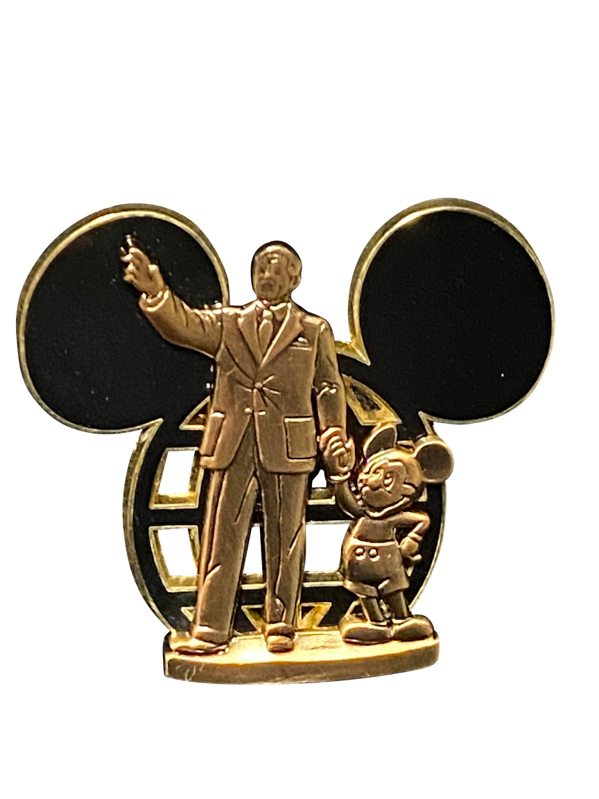 MICKEY AND WALT IN FRONT OF LOGO  051881 | BAG SIX