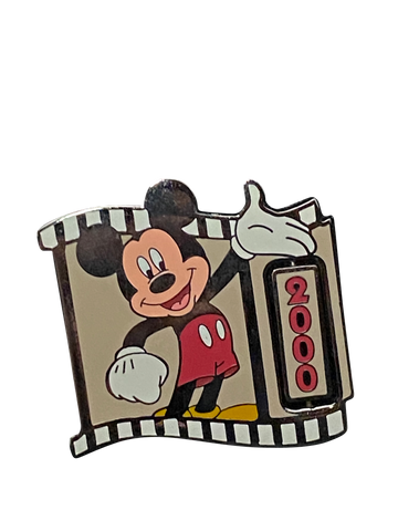 1769 MICKEY ON FILM STRIP 1999  000382