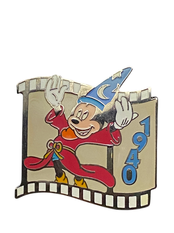 1700 MICKEY ON FILM STRIP 1940 000648