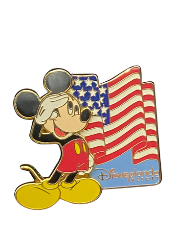 MICKEY SALUTING AMERICAN FLAG 7 4 023420