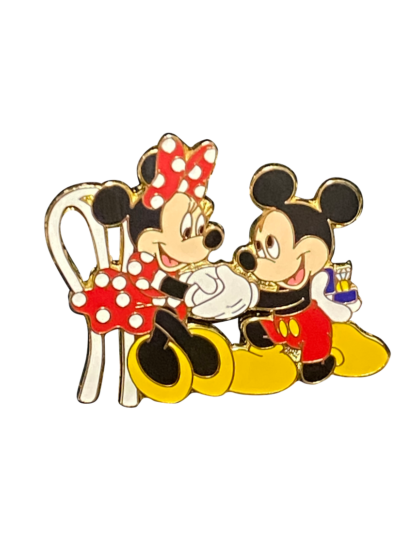 1679 MICKEY PROPOSING TO MINNIE 7 9 002815