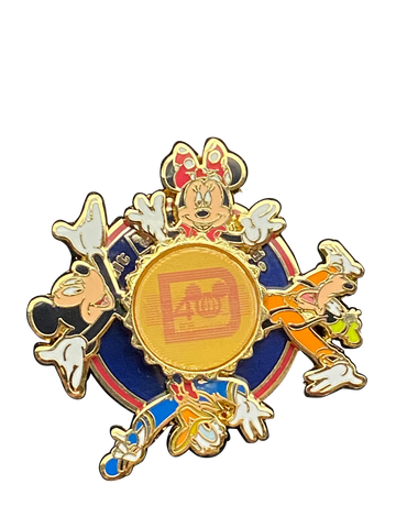 2860 WDW 40TH SPINNER 8 5 081768