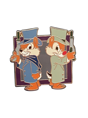 2229 CHIP AND DALE DUELLING MYSTERY PIN 10 1 065944