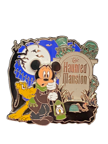 HAUNTED MANSION MICKEY CARETAKER AND PLUTO 10 4 095956