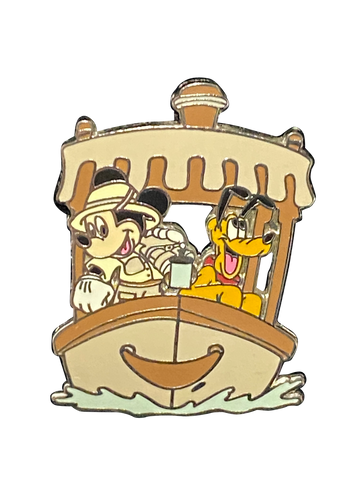 MICKEY AND PLUTO ON JUNGLE CRUISE 11 10 050684