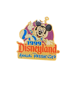 1999 DISNEYLAND ANNUAL PASSHOLDER 12 1 000185