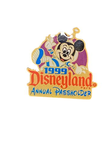 1999 DISNEYLAND ANNUAL PASSHOLDER 12 1 000185