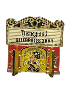 DISNEYLAND CELEBRATES 2004 THEATER 12 2 027423