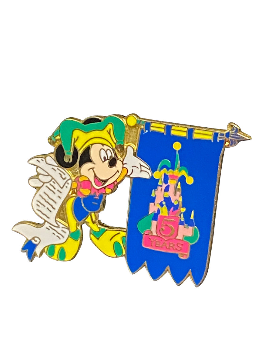 2667 DLP 5 YEARS MICKEY AS JESTER 12 4 012282