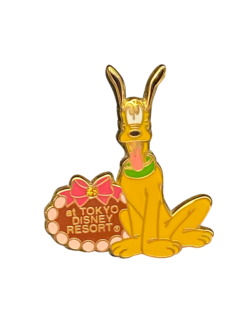 PLUTO AT TOYKO DISNEY RESORT 12 7 059624A
