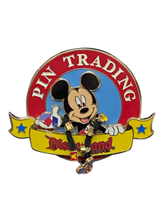 PIN TRADING DLR MICKEY AND DANGLE LANYARD 12 7 043552