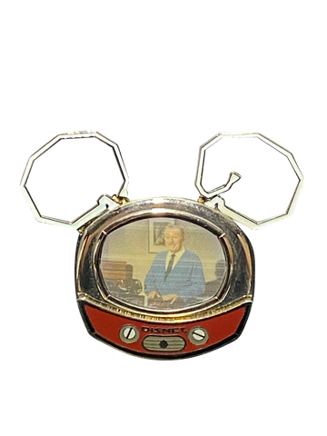2462 DISNEY DREAMS WALT ON TV 12 9 066631