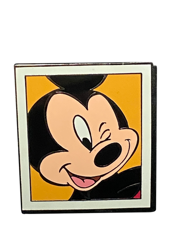 2651 MICKEYS BOOTH WINKING DISNEY AUCTIONS LE 100 12 9 032835
