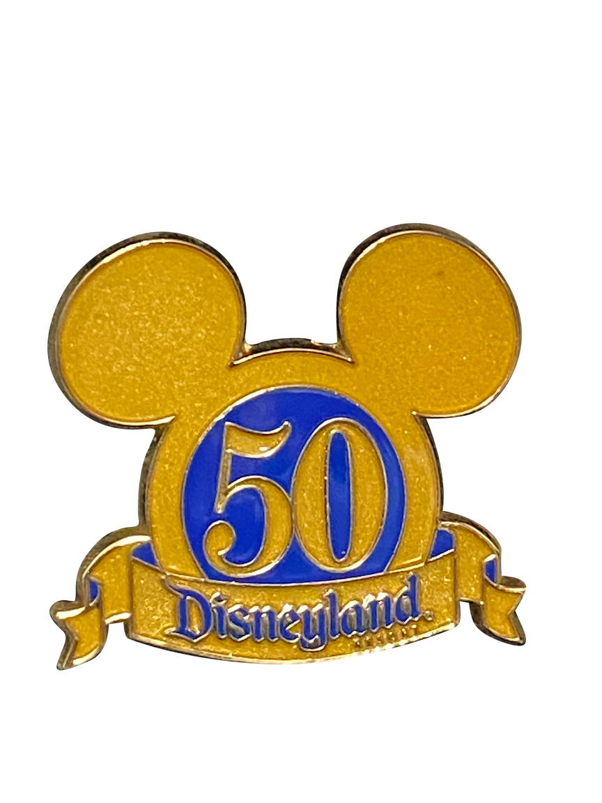 2576 DISNEYLAND 50 GOLD CAST EXCLUSIVE 12 10 036157