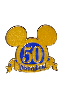 2576 DISNEYLAND 50 GOLD CAST EXCLUSIVE 12 10 036157