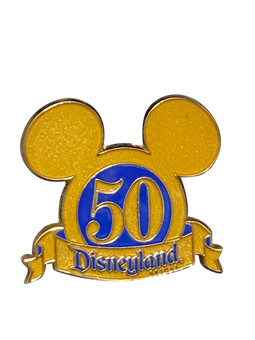 2576 DISNEYLAND 50 GOLD CAST EXCLUSIVE 12 10 036157