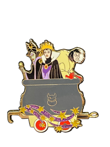 EVIL QUEEN MALIFICENT CRUELLA DE VIL 13 3 052376