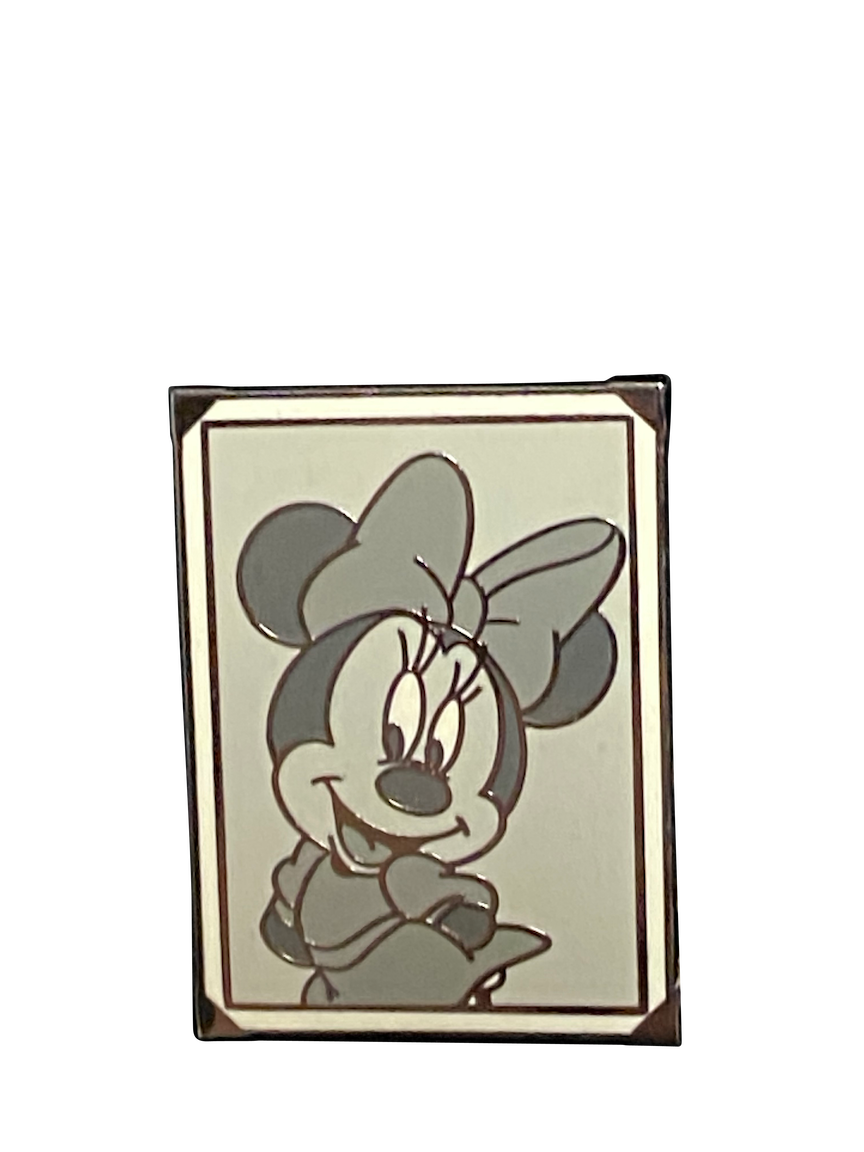 3663 MINNIE SNAPSHOT 14 10 084192