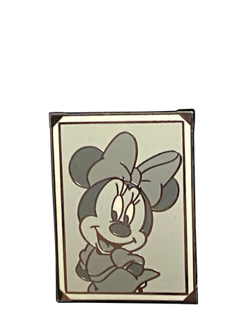 3663 MINNIE SNAPSHOT 14 10 084192