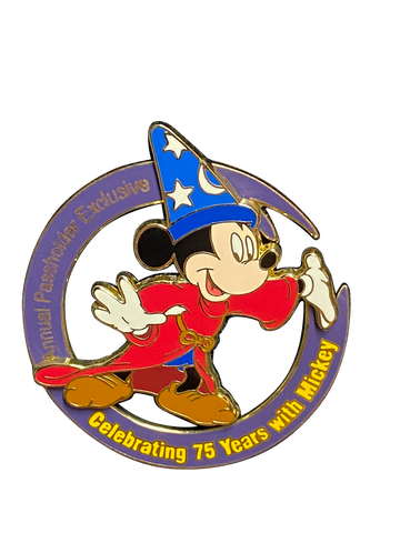 MICKEY 75 ANNUAL PASSHOLDER PURPLE 15 4 L3 2000 027823