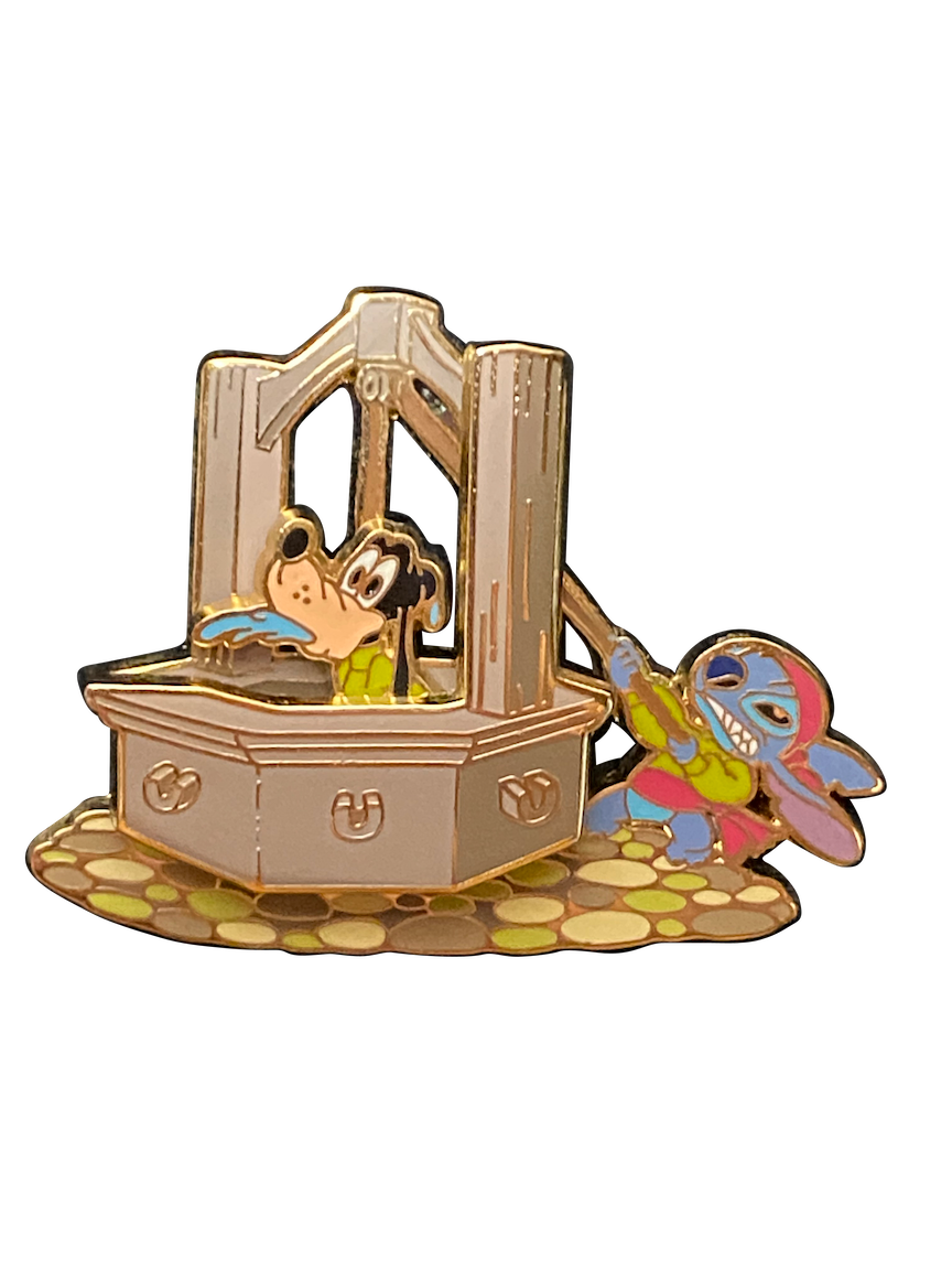 2398 GOOFY BEING DUNKED BY STITCH 15 7 046410