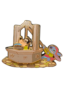 2398 GOOFY BEING DUNKED BY STITCH 15 7 046410