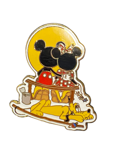 MICKEY AND MINNIE ON BENCH WITH PLUTO 16 8 002581