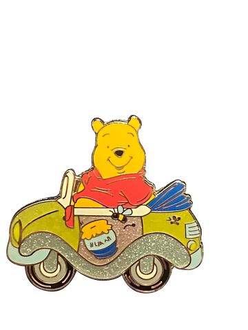 2887 POOH AND SPARKLE CAR HONG KONG 17 5 069527