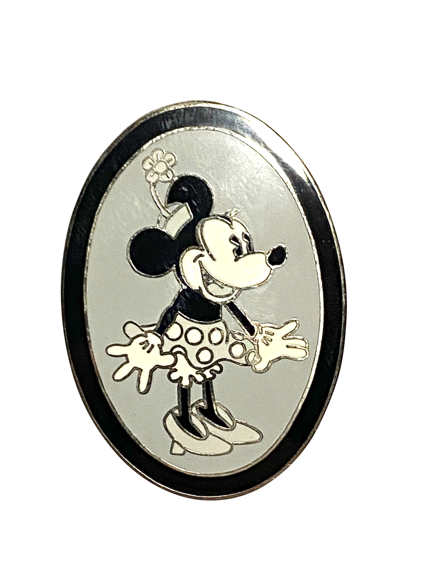 MINNIE OVAL - LABOR DAY