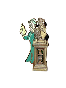 WOMAN WITH MONEY AT HEADSTONE 23 2 090617
